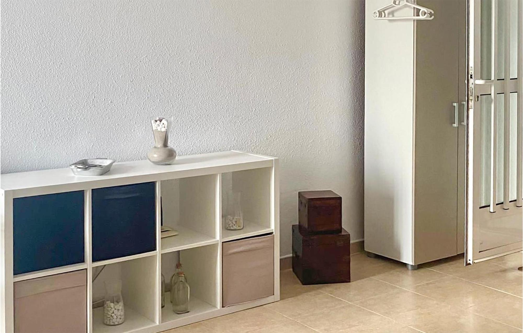 Cozy Apartment In Los Alcazares With Wifi Exterior photo